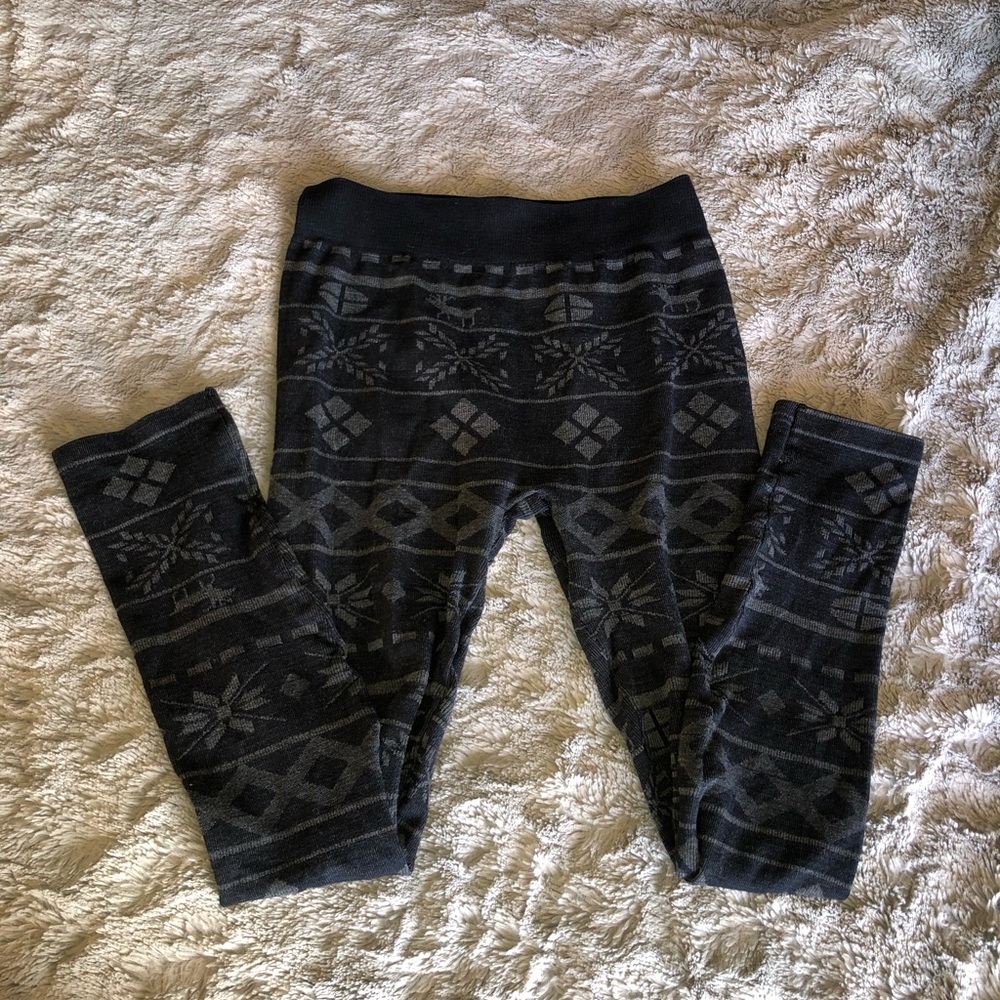 Black and Grey Holiday Patterned with Deer and Snowflake Leggings